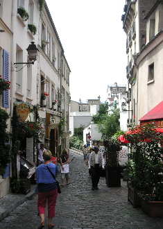 Verdwaal in de prachtige kleine straatjes van Montmartre