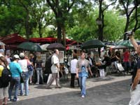 Visit the pavement artists on the Place du Tertre